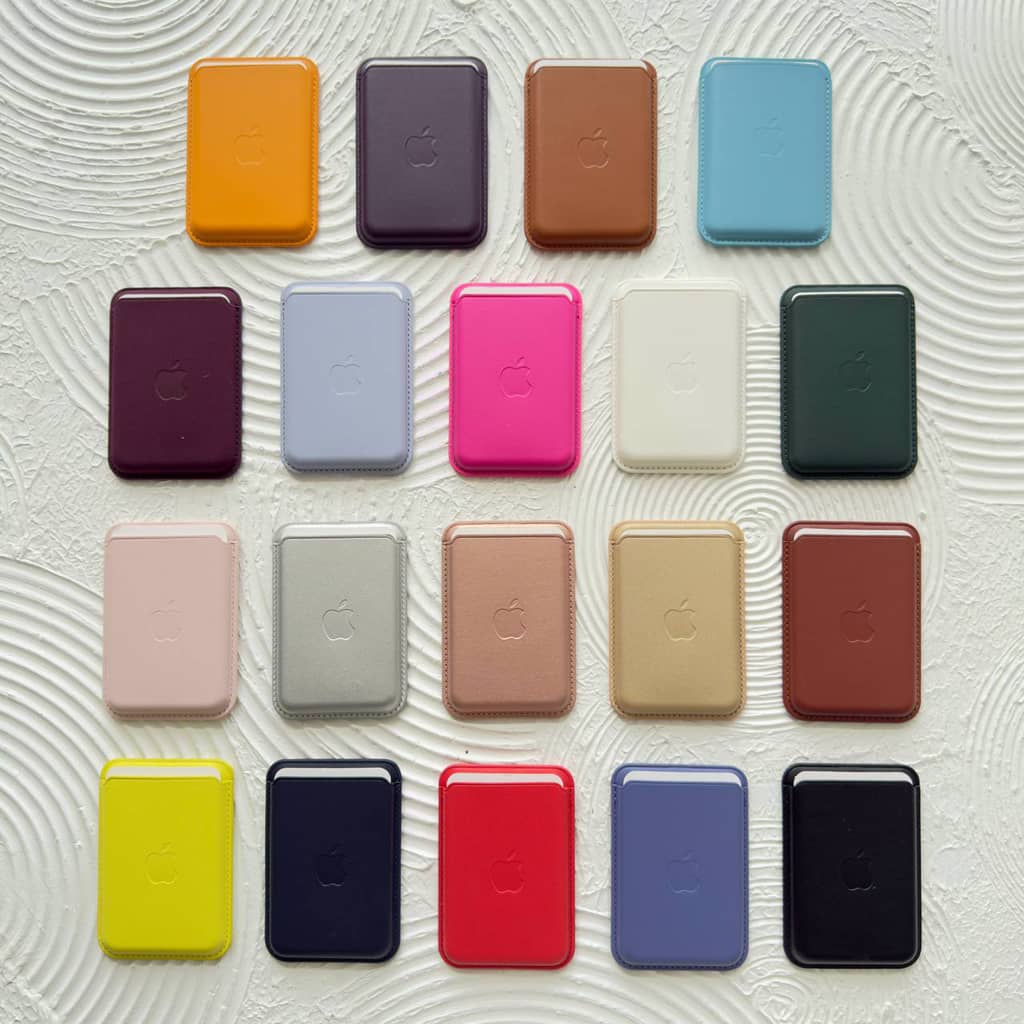 ولت (جاکارتی) چرم آیفون مگ سیف دار - رنگ مشکی