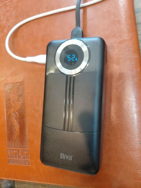 پاوربانک 20000 بیوا Biva BP-040 توان 22.5 وات با کابل متصل - تصویر 8